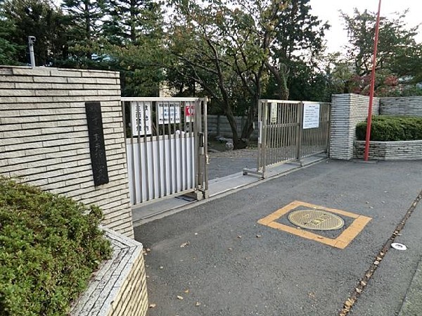 横浜市立東戸塚小学校(横浜市立東戸塚小学校まで1100m 小学校近く♪お子様も通学も安心です♪)