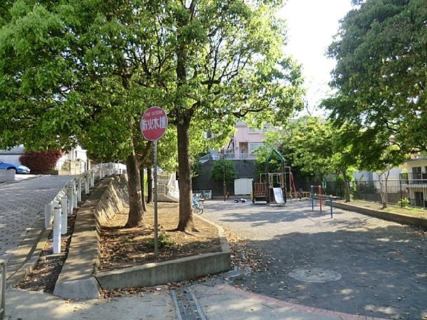 下永谷第五公園(下永谷第五公園まで350m)