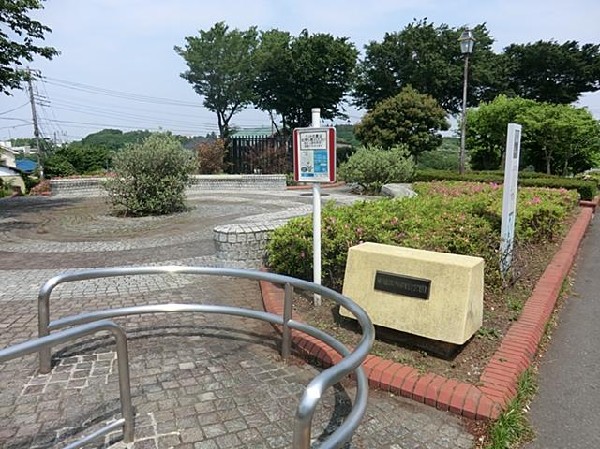 水道みち向台公園(水道みち向台公園まで150m)