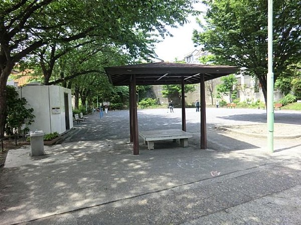 別所中里台公園(別所中里台公園まで120m)