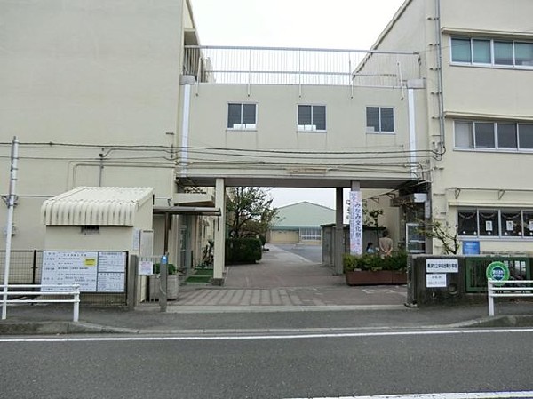 横浜市立中和田南小学校(横浜市立中和田南小学校まで700m)
