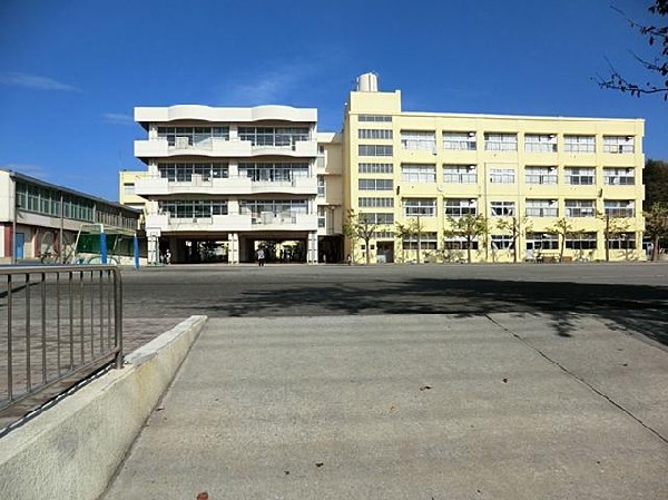 横浜市立駒林小学校(横浜市立駒林小学校まで350m)