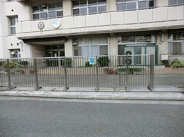横浜市立西中学校