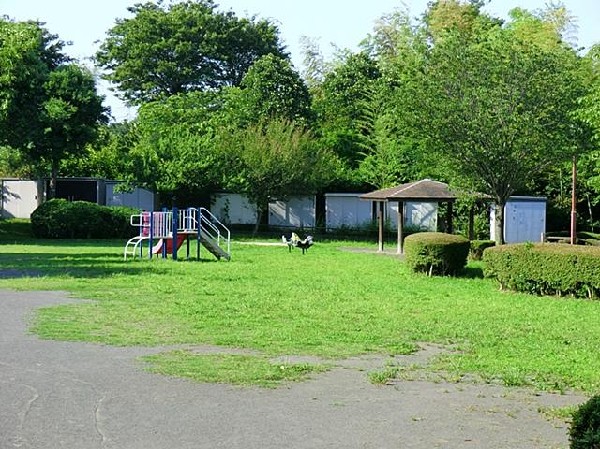 阿久和大久保原公園(阿久和大久保原公園まで100m)