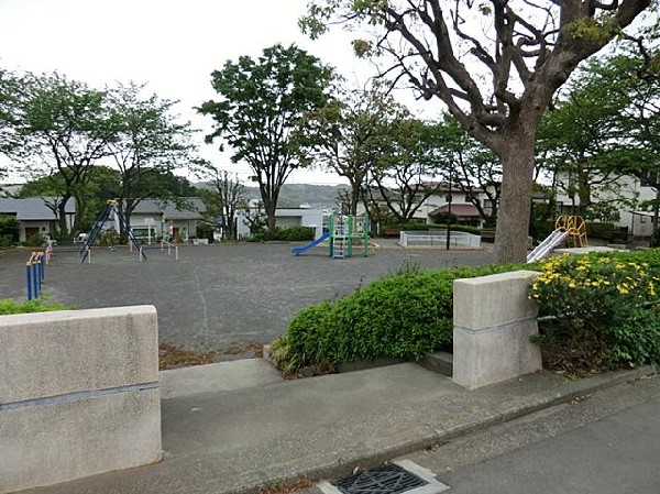 西飯島第二公園(西飯島第二公園まで400m)