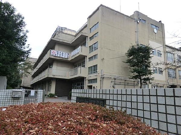 横浜市立六ツ川中学校(横浜市立六ツ川中学校まで850m)