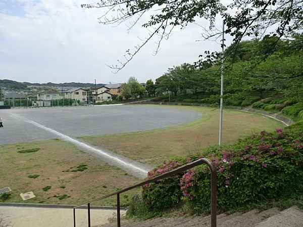 いの山東公園(いの山東公園まで950m)