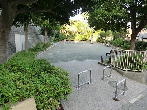 月見台公園(月見台公園まで750m 公園近くでお子様も安心して遊べます♪)