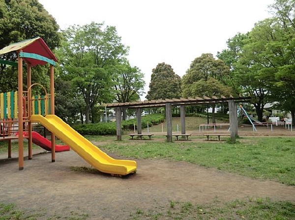 西洗公園(西洗公園まで250m)