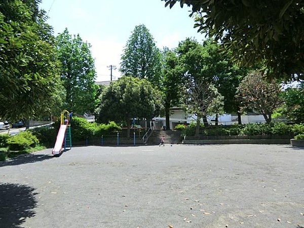 貝塚公園(貝塚公園まで450m 公園近くでお子様も安心して遊べます♪)