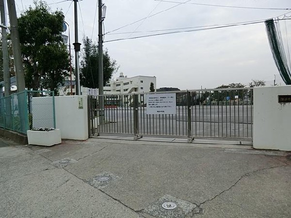 横浜市立鴨居中学校(横浜市立鴨居中学校まで1200m)