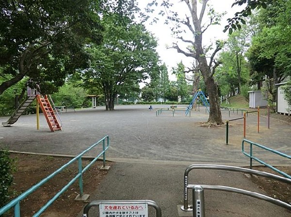 あざみ野四丁目北公園(あざみ野四丁目北公園まで280m 公園近くでお子様も安心して遊べます♪)