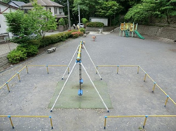 汲沢子の神公園(汲沢子の神公園まで750m)