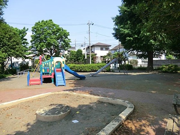 高田第四公園(高田第四公園まで210m 公園近くでお子様も安心して遊べます♪)
