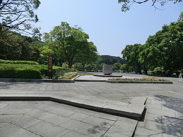 こども自然公園(こども自然公園まで1700m)