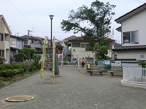 渡戸公園(渡戸公園まで140ｍ)
