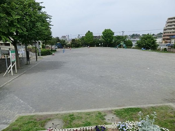 あゆみが丘公園(あゆみが丘公園まで450m)
