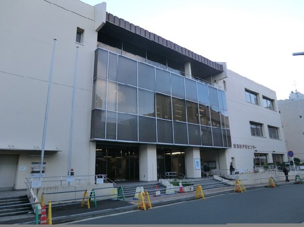 横浜市戸塚図書館