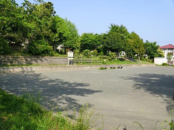 高宗台公園(高宗台公園まで400m)
