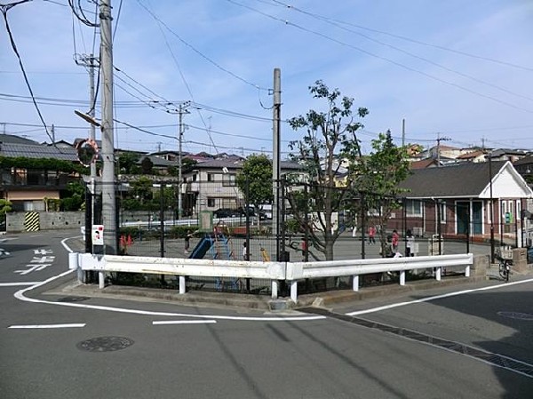 東希望が丘ふれあいひろば公園(東希望が丘ふれあいひろば公園まで250m 公園近くでお子様も安心して遊べます♪)