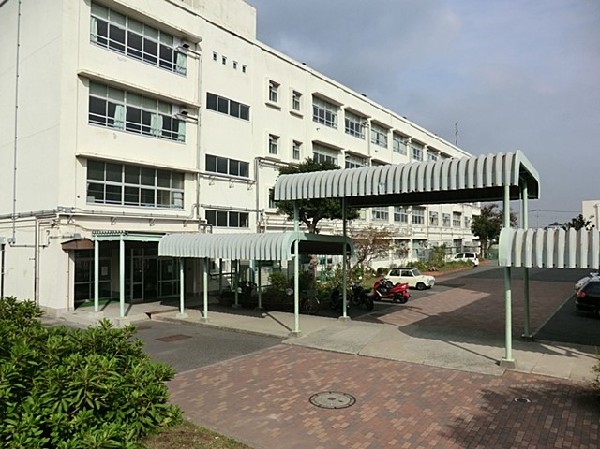 横浜市立希望が丘中学校(横浜市立希望が丘中学校まで1900ｍ)