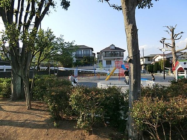 平戸第一公園(平戸第一公園まで350m 公園近くでお子様も安心して遊べます♪)