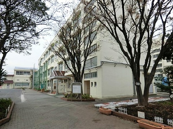 横浜市立洋光台第三小学校(横浜市立洋光台第三小学校まで650m)