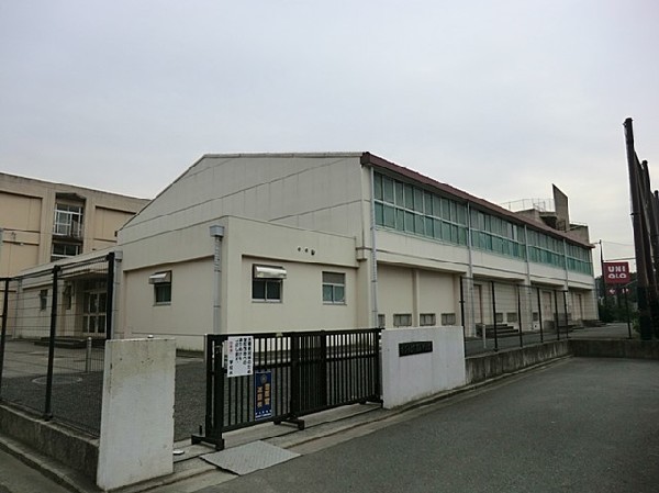 横浜市立下瀬谷中学校(横浜市立下瀬谷中学校まで900ｍ)
