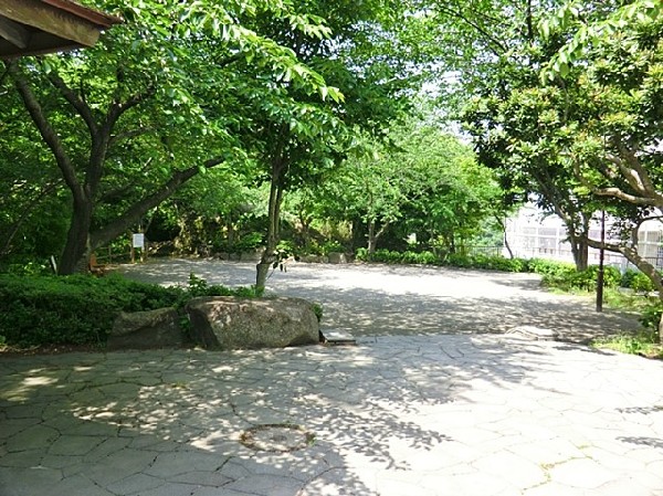 白山道奥公園(白山道奥公園まで750ｍ)