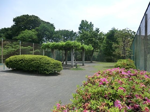 向台公園(向台公園まで450m)