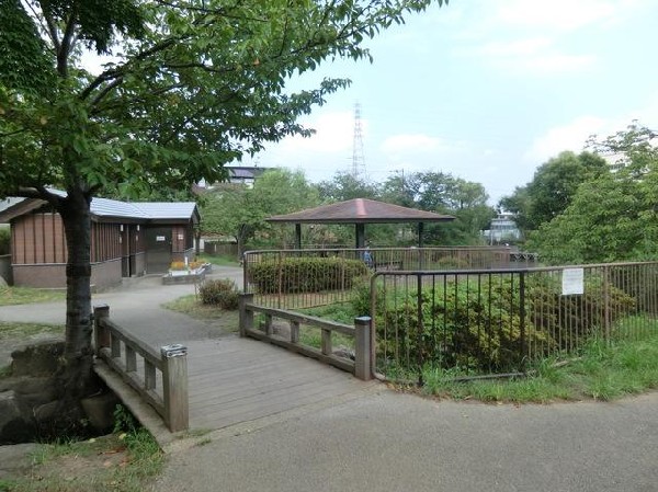 谷矢部池公園(谷矢部池公園まで270m)
