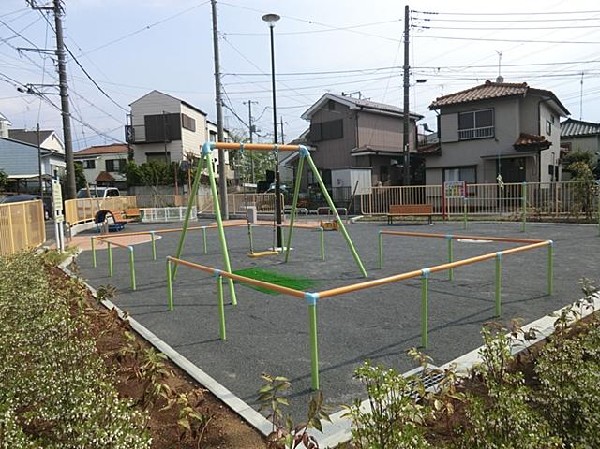 下永谷第三公園(下永谷第三公園まで60m 公園近くでお子様も安心して遊べます♪)