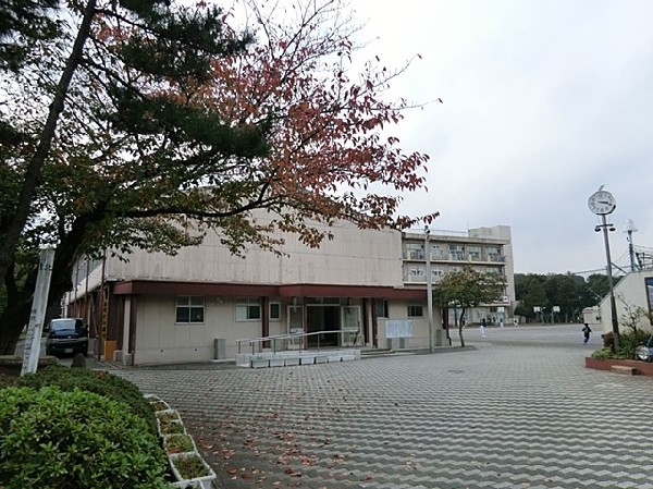 横浜市立別所小学校(横浜市立別所小学校まで300ｍ)