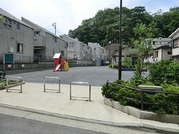 本牧大鳥公園(本牧大鳥公園まで450m)