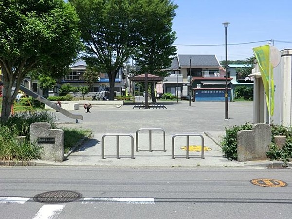 釜利谷第二公園(釜利谷第二公園まで120m)