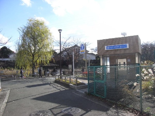 ブルーライン岸根公園駅(ブルーライン岸根公園駅まで650m 駅近くで通勤通学便利♪)