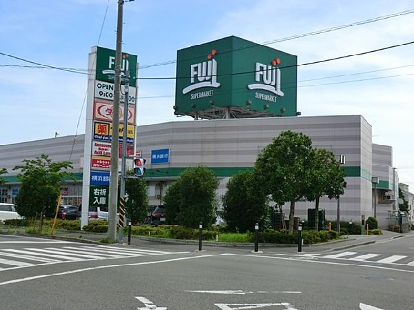 ＦＵＪＩ橋戸店(ＦＵＪＩ橋戸店まで800m)