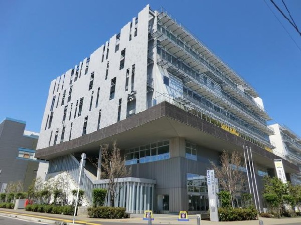 横浜市港南区役所(横浜市港南区役所まで1500m)