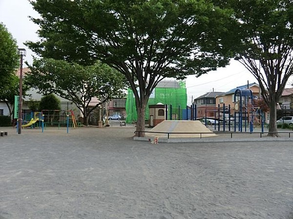 和泉町小谷山公園(和泉町小谷山公園まで1100m)