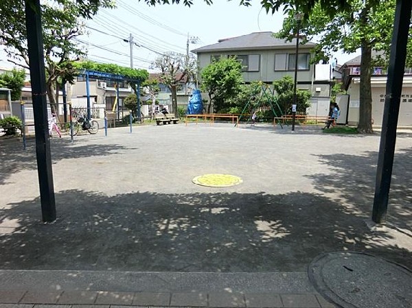 中島町公園(中島町公園まで800m)