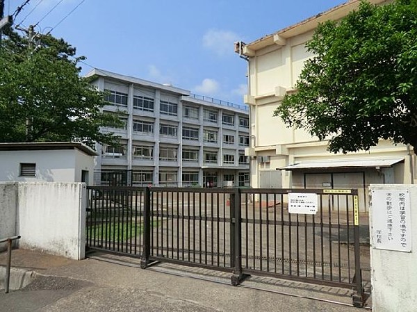 藤沢市立藤沢小学校(藤沢市立藤沢小学校まで450m)