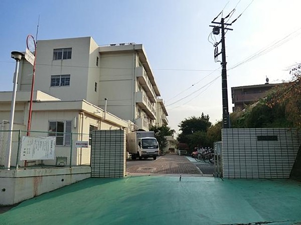 横浜市立平戸小学校(横浜市立平戸小学校まで1300m)