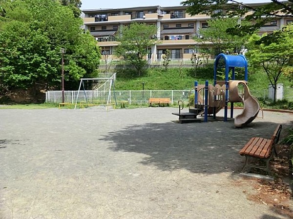 谷津坂南公園(谷津坂南公園まで500m)