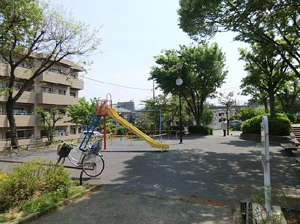 六反田公園(六反田公園まで500m)