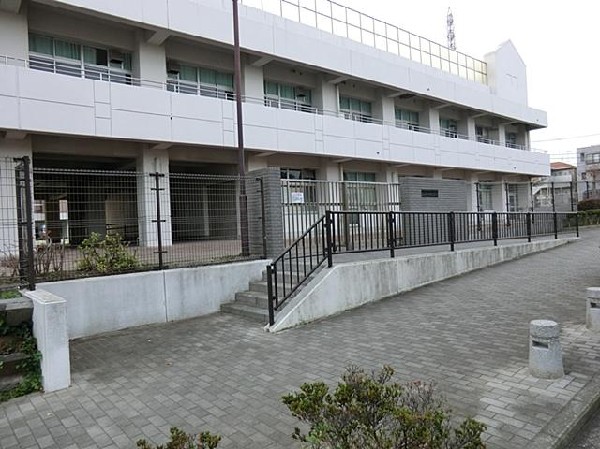 横浜市立岩井原中学校(横浜市立岩井原中学校まで1300m)