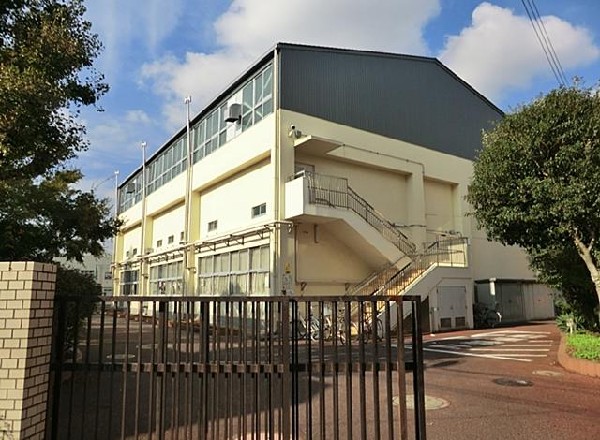 横浜市立日吉台小学校(横浜市立日吉台小学校まで750m)