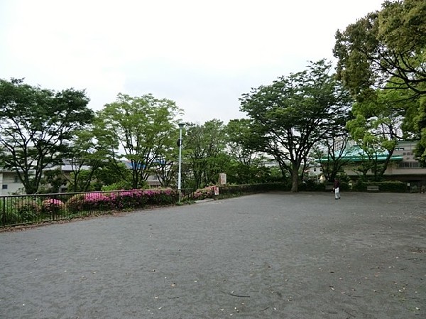 洋光台四丁目公園(洋光台四丁目公園まで120ｍ)