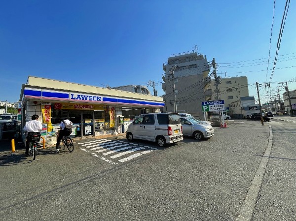 三田小学校(創立48周年を迎えた歴史ある小学校、児童数約630人が豊かな人間性を培い、心身ともにたうましく、実践力のある三田っ子の育成)