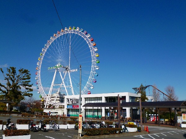 よみうりランド(アトラクション、イベント等お子様だけでなく、大人も楽しめる要素がいっぱいの遊園地です。)