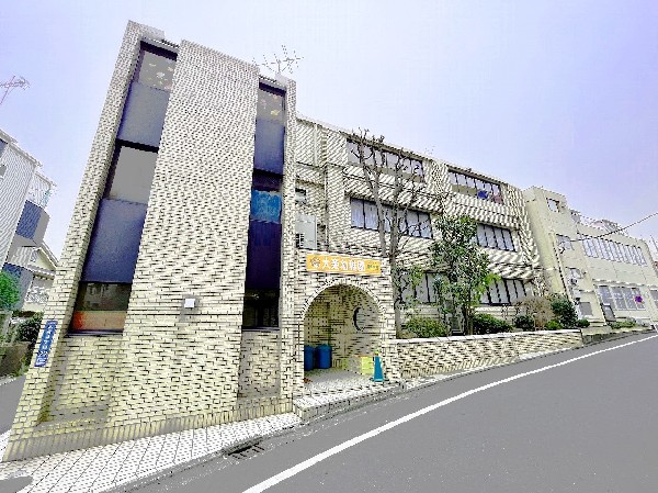 桜鳩学園大楽幼稚園　(心を育て、素直に「ありがとう」「ごめんなさい」といえる子どもを育てます。)